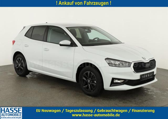 Skoda Fabia - Selection 1.0 TSI 130 Jahre, LED, Kamera, Winter, Sunset, 15-Zoll