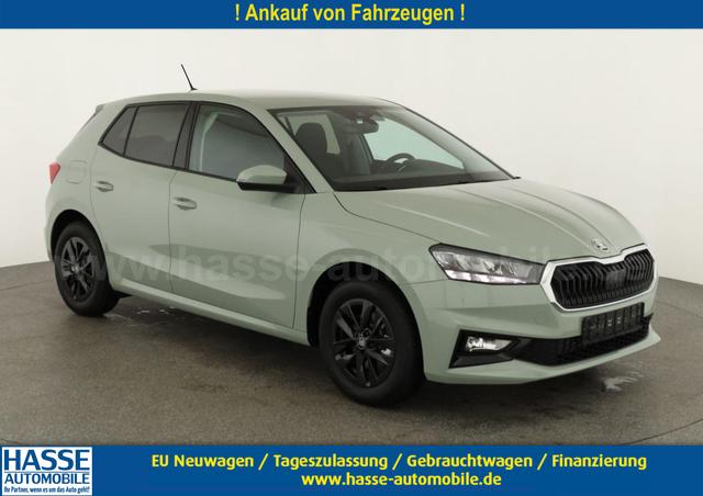 Skoda Fabia - Selection 1.0 TSI 130 Jahre, LED, Kamera, Winter, Sunset, 15-Zoll