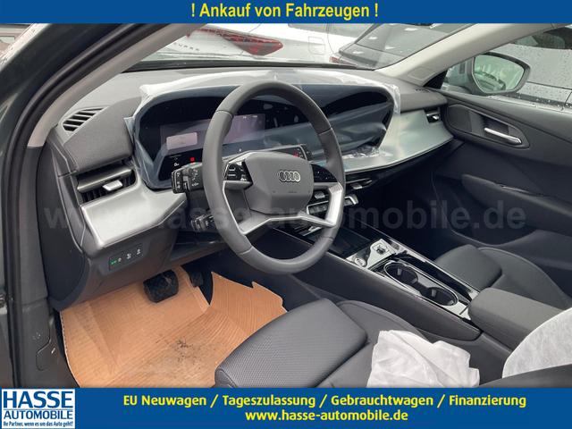 Audi Q3 - TFSI quattro 150 kW quattro, AHK, Navi, AreaView, Side, Sound, Winter, 18-Zoll