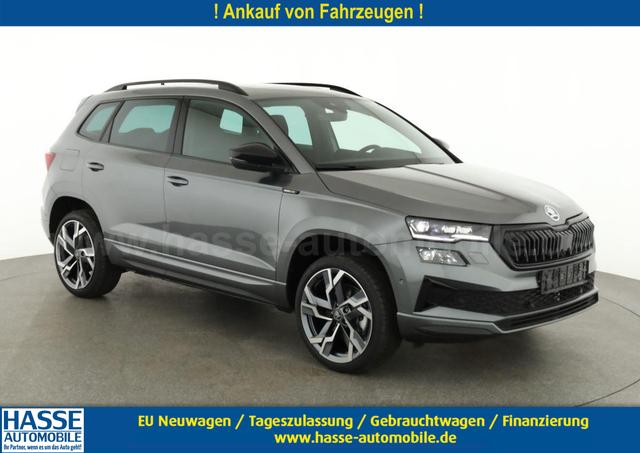 Skoda Karoq - Sportline 1.5 TSI DSG Sportline, Pano, AHK, Navi, CANTON, Matrix, AreaView, Side, FS-beheizbar, 19-Zoll
