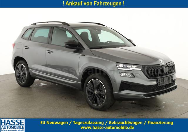 Skoda Karoq - Sportline 4x4 2.0 TDI DSG Sportline, Pano, AHK, Navi, Matrix, AreaView, Side, Kamera, el. Klappe, FS-beheizbar, Winter