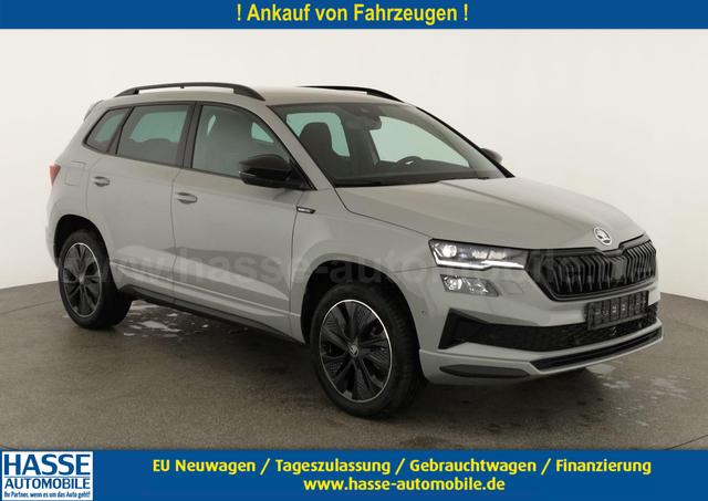 Skoda Karoq - Sportline 1.5 TSI DSG Sportline, AHK, Navi, CANTON, Matrix, AreaView, Side, Kamera, el. Klappe, FS-beheizbar