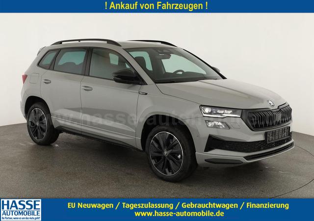 Skoda Karoq - Sportline 1.5 TSI DSG Sportline, Pano, AHK, Navi, CANTON, Matrix, AreaView, Side, Kamera, el. Klappe, FS-beheizbar, 5 J.-Garantie