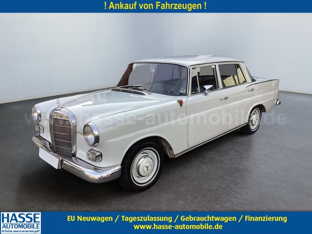 Mercedes-Benz 190 - 