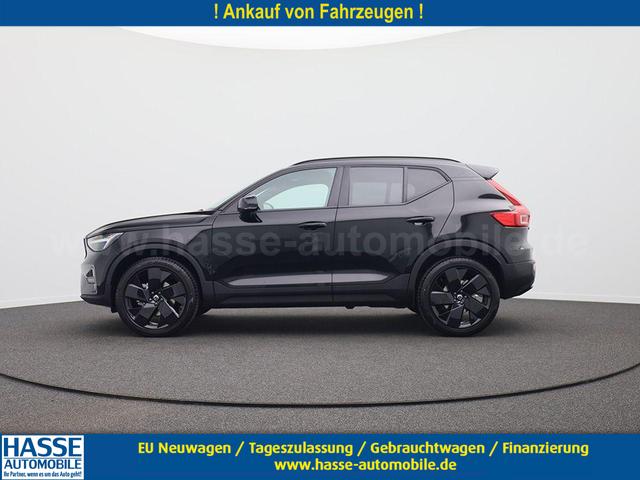 Volvo XC40 - 2.0 Black Edition Plus B4 Mild-Hybrid 197PS Automatik elektr. PanoDach R&uuml;ckf.Kamera PDC v+h ACC el.Heckklappe Harman/Kardon-Sound Klimaautomatik Sitzheizung Lenkradheizung Apple CarPlay Android Auto 20-LM