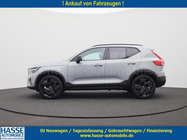 Volvo XC40 - 2.0 Black Edition Plus B4 Mild-Hybrid 197PS Automatik elektr. PanoDach R&uuml;ckf.Kamera PDC v+h ACC el.Heckklappe Harman/Kardon-Sound Klimaautomatik Sitzheizung Lenkradheizung Apple CarPlay Android Auto 20-LM
