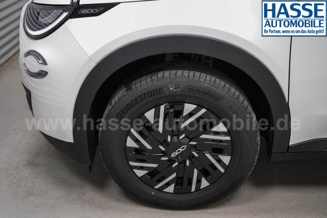 Fiat 600 1,2 MHEV DCT 48V - LAGER 