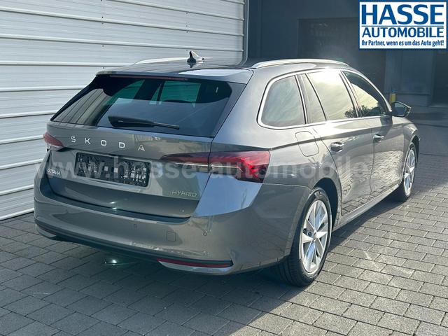 Skoda Octavia Combi Selection Kombi 1.5 TSI DSG AHK*Android Auto*ACC*SHZ*E-Heck*Keyless*Kamera*2Z Klimaauto 