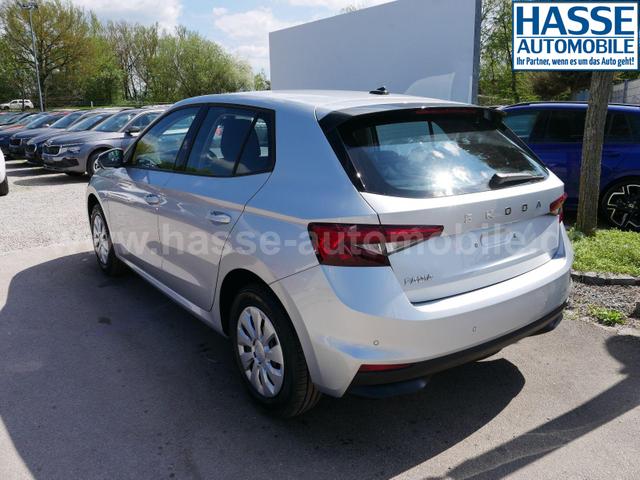 Skoda Fabia Selection 1.0 TSI DSG*NAVI-&Uuml;BER-SMARTLINK*LED*PDC-HI*SHZ*DAB*KLIMA 