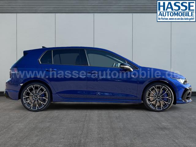 Volkswagen / Golf / / / / 4x4+PANO+MATRIX+HUD+HARMAN+NAVI+360 KAMERA+19 LM