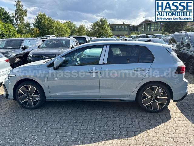 Volkswagen / Golf / Blau / / / LED-PLUS+ACC+SHZ+KEYLESS+KAMERA+18 ALU, Beispielbilder, ggf. teilweise mit Sonderausstattung