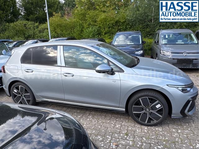 Volkswagen / Golf / Silber / / / LED-PLUS+ACC+SHZ+KEYLESS+KAMERA+18 ALU, Beispielbilder, ggf. teilweise mit Sonderausstattung