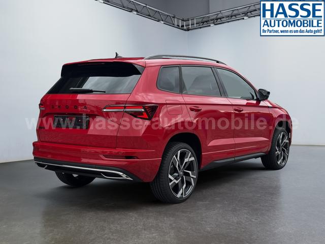 Neue Skoda Karoq Sportline top Austastung 