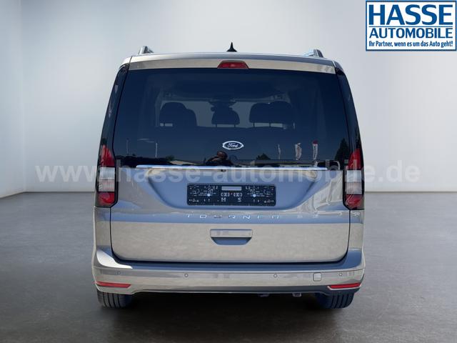 Ford Grand Tourneo Titanium