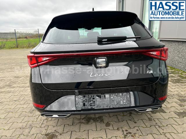 Seat Leon Sportstourer FR 1.5 TSI eHYBRID 204PS DSG, 5 Jahre Garantie, 17" Alu, 3-Zonen-Climatronic, Abgedunkelte Scheiben, Parksensoren vorn/hinten, Sportsitze, NAVIGATION 12,9"/Bluetooth, Tempomat, Full Digital Cockpit, LED-Scheinwerfer, M-Lederlenkrad 