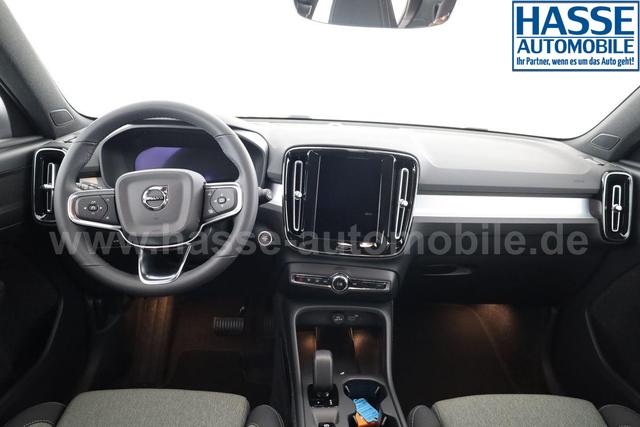 Volvo XC40 Core 2WD B3 Mild-Hybrid Core, Navi, LED, Winter, Kamera, el. Klappe 