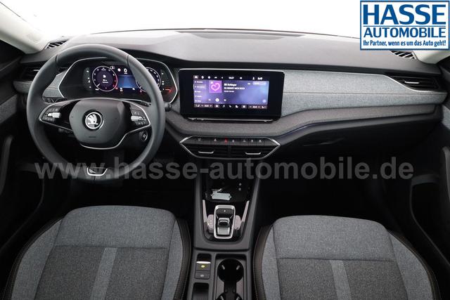 Skoda Octavia Combi 1.5 TSI mHEV 110 kW Selection DSG Facelift, Teilleder, 18-Zoll, Matrix 