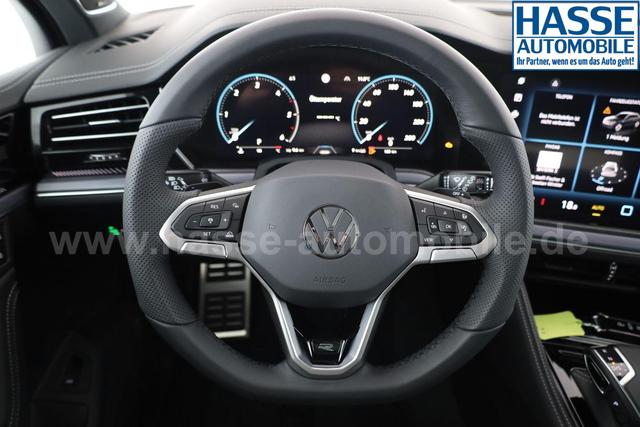 Volkswagen Touareg 3.0 TDI 210 kW 4Motion R-Line V6 Black, 22-Zoll, Dynaudio, Pano 