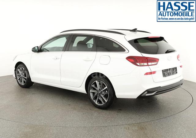 Hyundai i30 Kombi 1.0 T-GDI DCT Family, Navi, ACC, Side, Winter, 17-Zoll, Klimaautomatik 