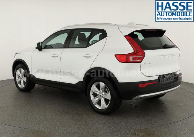 Volvo XC40 Core 2WD B3 Mild-Hybrid Core, AHK, Navi, LED, Winter, Kamera, el. Klappe 