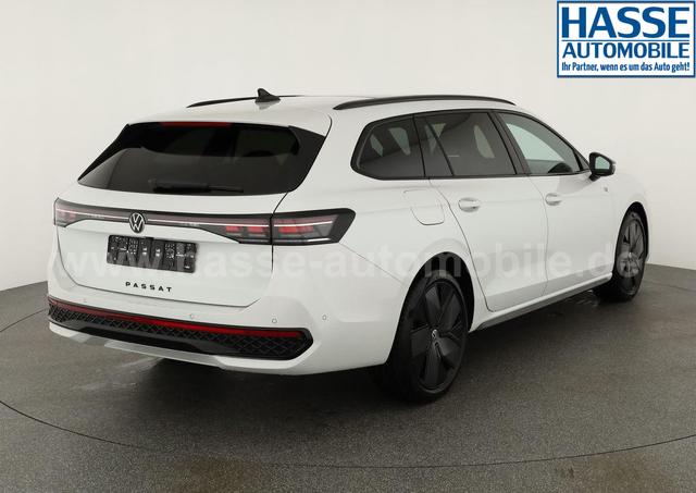 Volkswagen Passat Variant 1.5 TSI eHybrid 200 kW R-Line Black, Pano, AHK, AreaView, 19-Zoll 