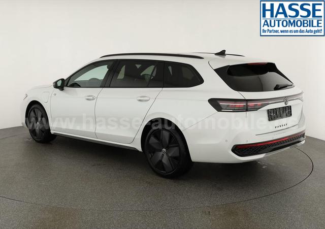 Volkswagen Passat Variant 1.5 TSI eHybrid 200 kW R-Line Black, Pano, AHK, AreaView, 19-Zoll 