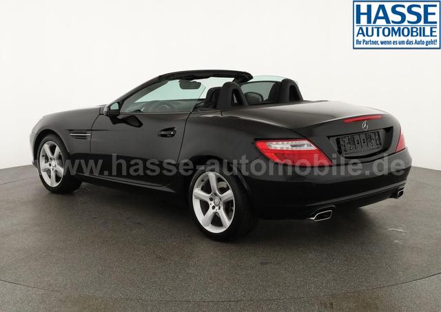 Mercedes-Benz SLK-Klasse SLK 200 BlueEfficiency (172.448) Roadster, Leder, Navi, Xenon, 1. Hand, Winter 