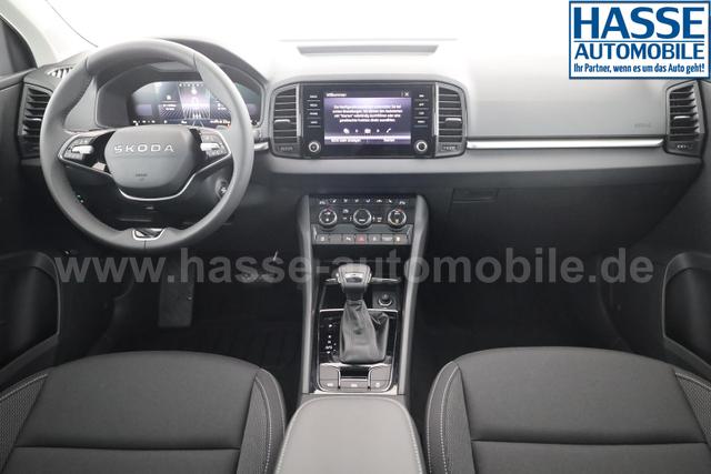 Skoda Karoq 1.5 TSI DSG 130 Jahre, AHK, el. Klappe, Kamera, Ladeboden, Winter 