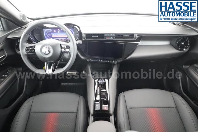 Alfa Romeo Junior Ibrida 1.2 VGT 48V-Hybrid (100kW) Speciale Speciale, 18-Zoll, Kamera, el. Klappe, Sitzheizung 