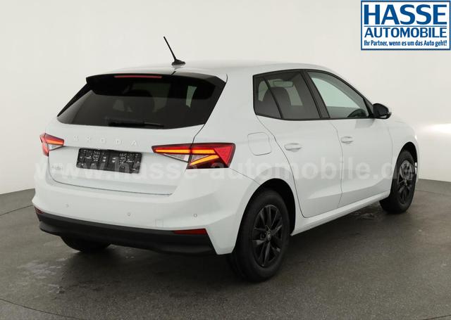 Skoda Fabia Selection 1.0 TSI 130 Jahre, LED, Kamera, Winter, 15-Zoll, 5-J. Garantie 