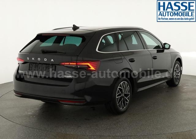 Skoda Octavia Combi 1.5 TSI mHEV 110 kW Selection DSG Selection, AHK, Side, el. Klappe, Kamera, Winter 