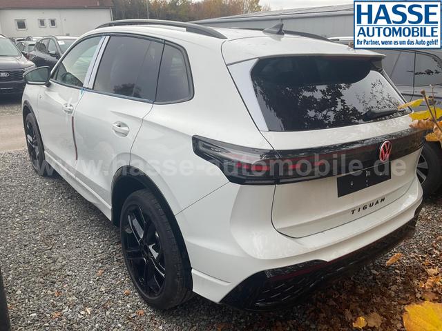 Volkswagen Tiguan 2.0 TSI 195 kW 4Motion R-Line DSG 4M Black, Pano, AHK, IQ.Light, AreaView, 20-Zoll, Navi 