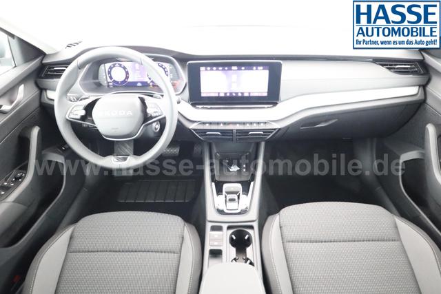 Skoda Octavia Combi 1.5 TSI mHEV 110 kW Selection DSG Selection, Side, el. Klappe, Kamera, Winter 