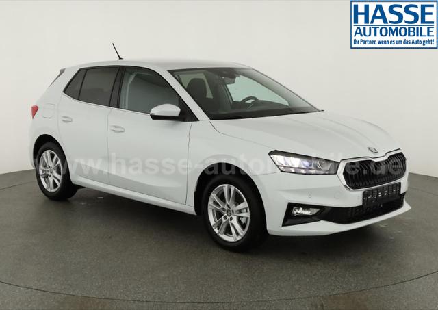 Skoda Fabia Selection 1.0 TSI DSG 130 Jahre, LED, Kamera, ACC, Side, Ladeboden, Winter 