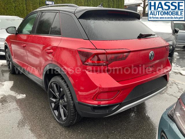 Volkswagen T-Roc Style 1.5 TSI DSG Black Style, AHK, IQ.Light, 19-Zoll, easyOpen, Navi 