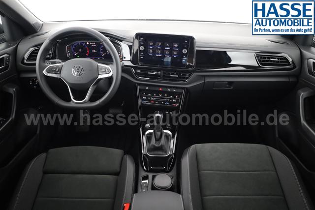 Volkswagen T-Roc Style 1.5 TSI DSG Black Style, AHK, IQ.Light, 19-Zoll, easyOpen, Navi 