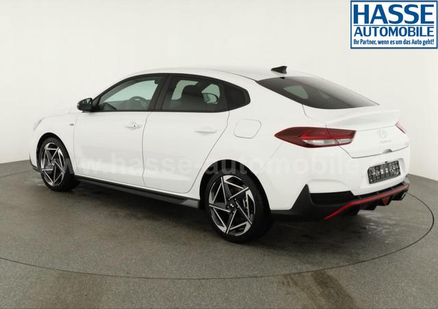 Hyundai i30 N Line 1.5 T-GDI DCT Fastback N-LINE, Navi, 18-Zoll, Kamera, LED, Winter 