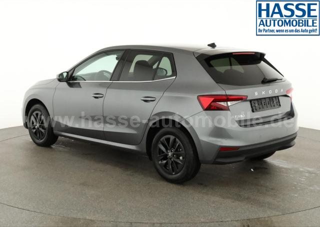 Skoda Fabia Selection 1.0 TSI DSG Selection, 15-Zoll schwarz, Winter, Ladeboden 