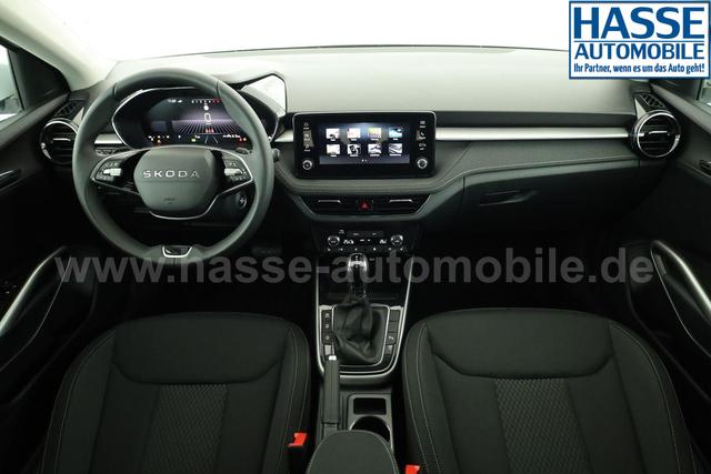 Skoda Fabia Selection 1.0 TSI DSG Selection, KESSY, Kamera, 15-Zoll schwarz, Winter, Ladeboden 