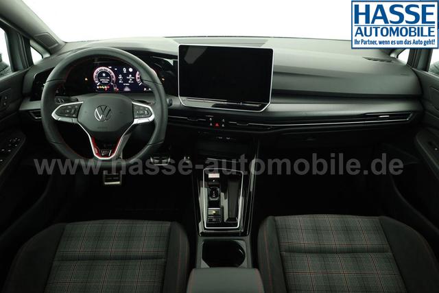 Volkswagen Golf 2.0 TSI 195 kW GTI VIII DSG Black Style, Pano, Navi, Side, Matrix, AreaView, Winter, 19-Zoll 