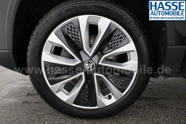 Skoda Karoq Selection 2.0 TDI DSG Selection, AHK, LED, Kamera, el. Klappe, 18-Zoll 