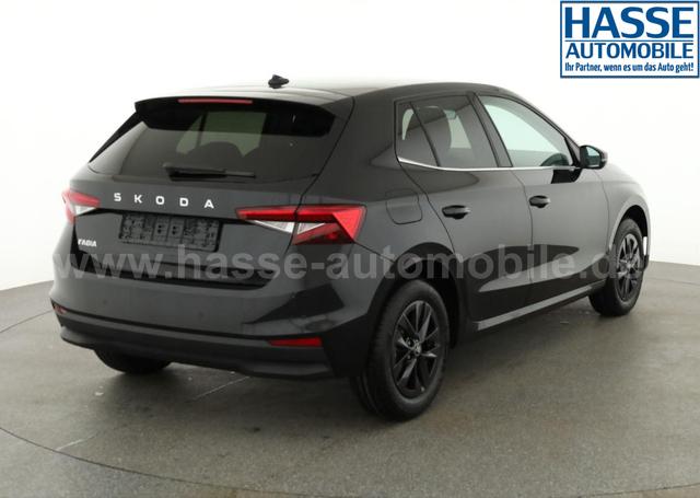 Skoda Fabia Selection 1.0 TSI DSG Selection, KESSY, Kamera, 15-Zoll schwarz, Winter, Ladeboden 