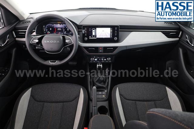 Skoda Kamiq Selection 1.0 TSI DSG 130 Jahre, AHK, LED, Side, ACC, Kamera, el. Klappe, Winter, 17-Zoll 