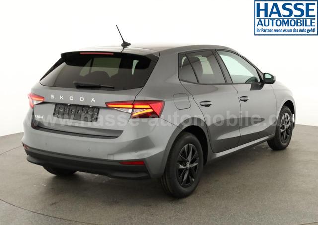 Skoda Fabia Selection 1.0 TSI 130 Jahre, LED, Kamera, Winter, Sunset, 15-Zoll 