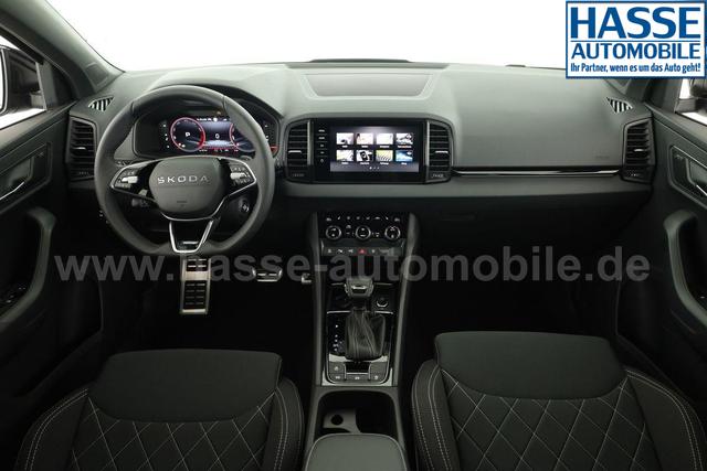 Skoda Karoq Sportline 1.5 TSI DSG Sportline, AHK, Navi, CANTON, Matrix, AreaView, Side, Kamera, el. Klappe, FS-beheizbar 