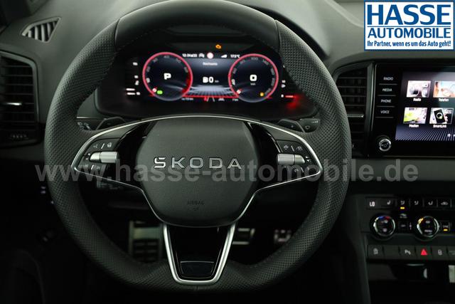 Skoda Karoq Sportline 4x4 2.0 TSI DSG Sportline, Pano, AHK, Navi, Matrix, Side, Winter, 5 J.-Garantie 