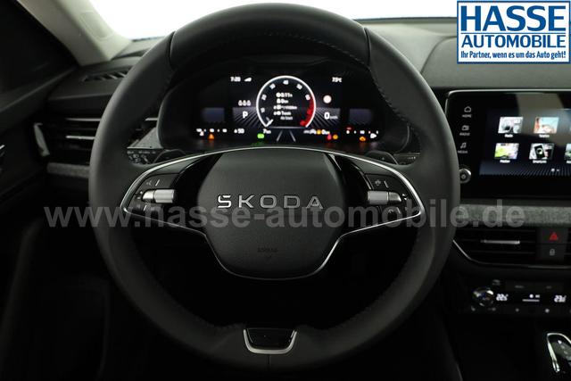 Skoda Kamiq Selection 1.5 TSI DSG Selection, AHK, LED, Kamera, Winter, Ladeboden, 16-Zoll, 4-J Garantie 