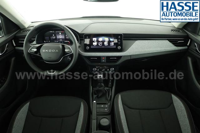 Skoda Kamiq Selection 1.5 TSI Selection, AHK, LED, Kamera, Ladeboden, Winter, 16-Zoll 