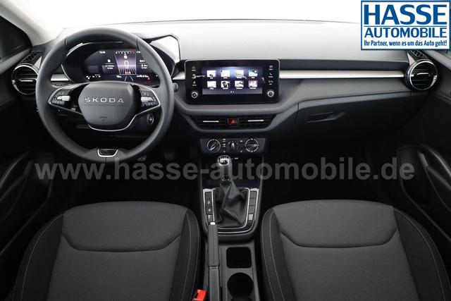 Skoda Fabia Selection 1.0 TSI Selection, AHK, Tempomat, Ladeboden, Park, Winterpaket, SmartLink, 4-J Garantie 