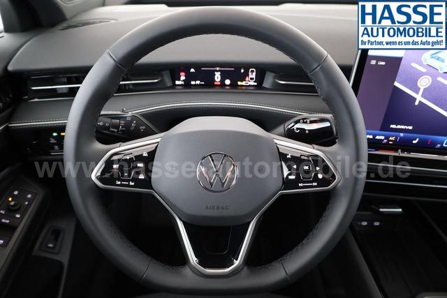 Volkswagen ID.7 Kombi Pro 210 kW Tourer Black, HuD, IQ.Light, IQ.Drive, AreaView, Side, Winter, 20-Zoll 